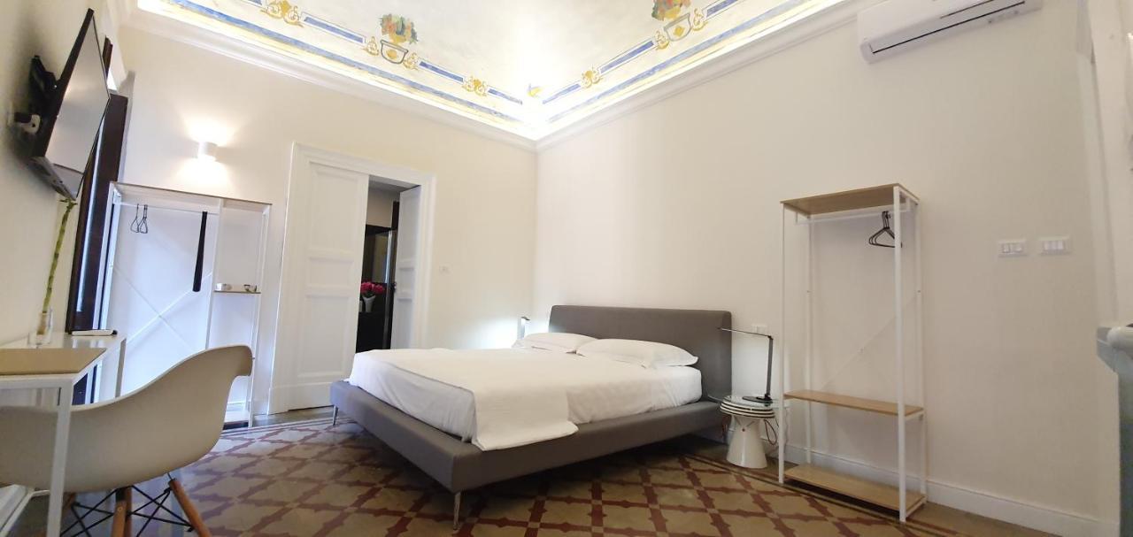 Palazzo Del Verga คาตาเนีย ภายนอก รูปภาพ